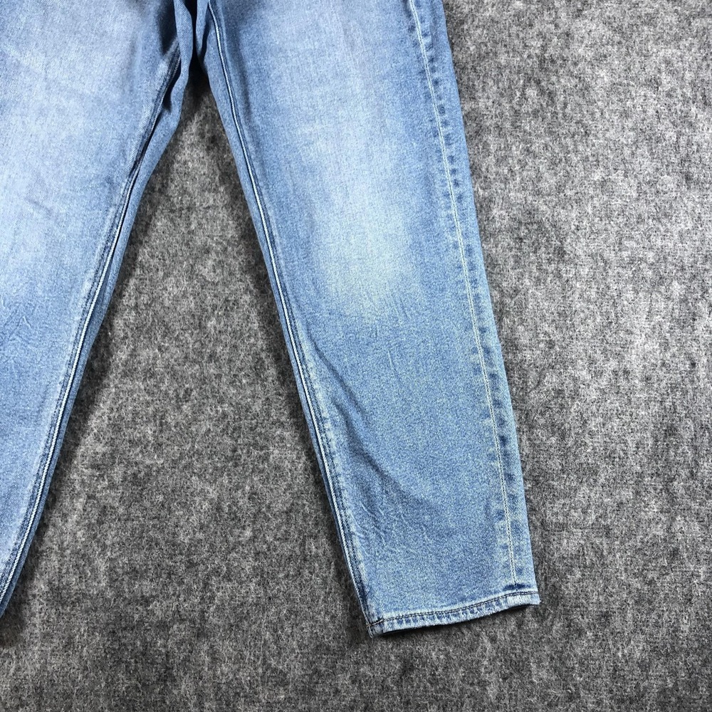 American Eagle Mom Straight Jeans Womens 2 Short Light Wash Distressed Stretch - Picture 5 of 16